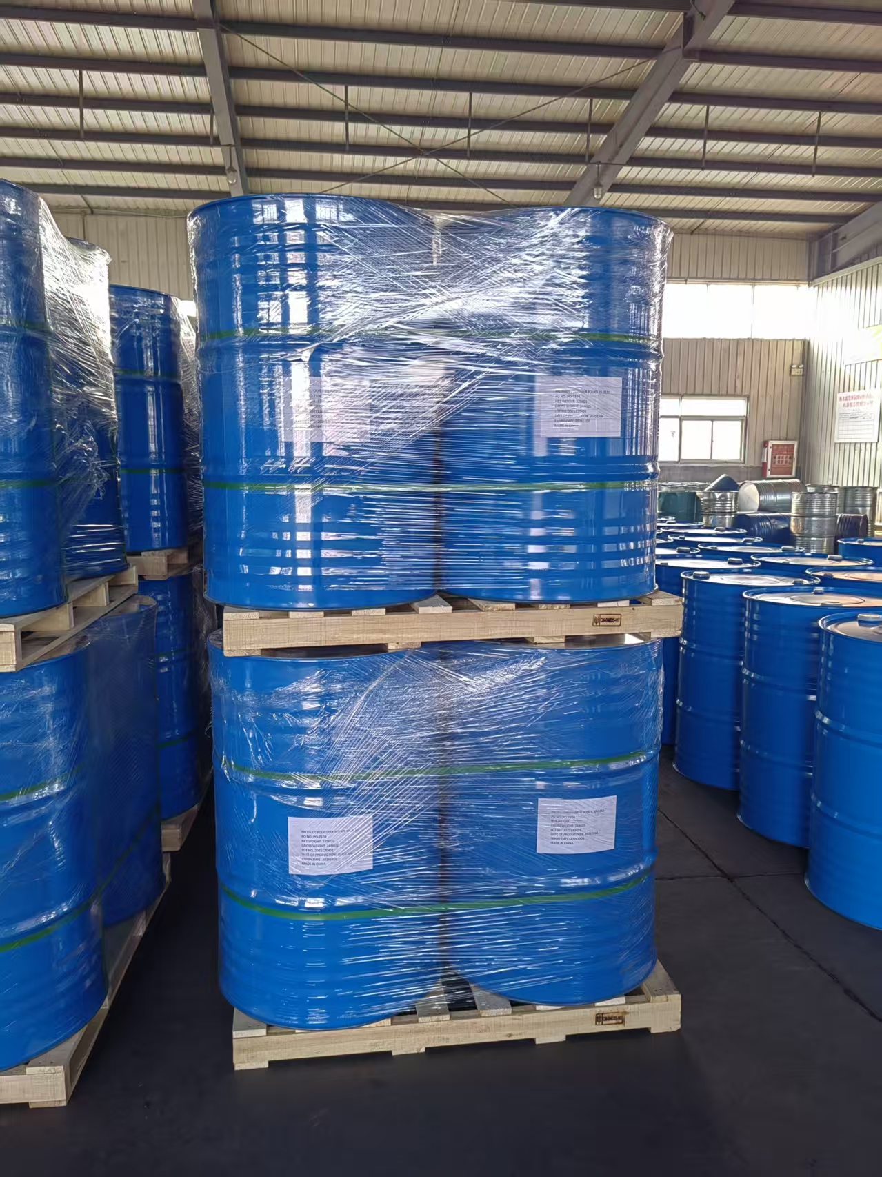 Factory Loading and Delivery for the Exporting Polyester Polyol 